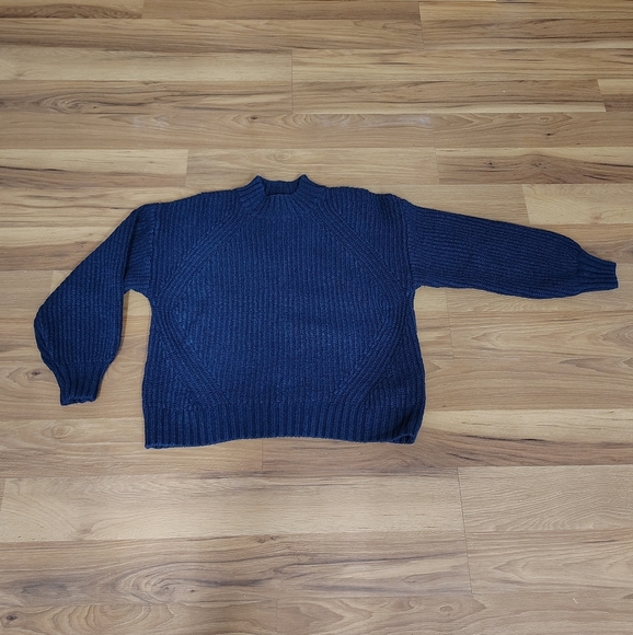 Old Navy Navy Blue, Ladies Size Large Sweater, Ladies Sweaters, Large - Picture 3 of 10